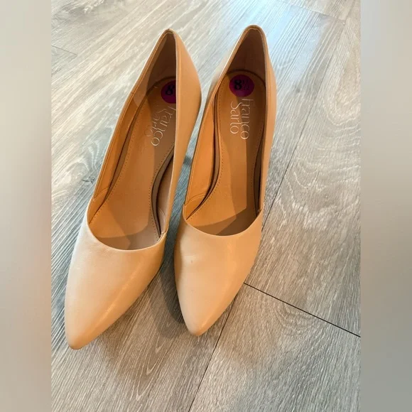 Franco Sarto Beige Pointed-Toe Leather Pumps - Picture 7 of 8